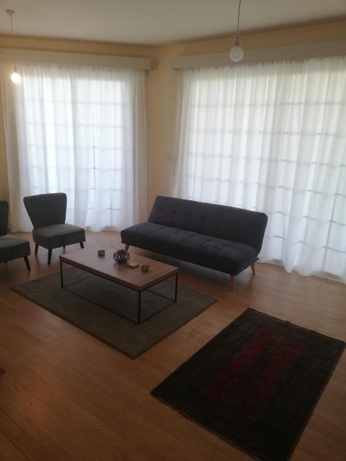 Happy Rooms 2411 Engomi Luaran gambar